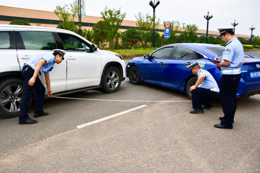 事故勘察车的主要作用_事故勘查车_交通事故勘察车