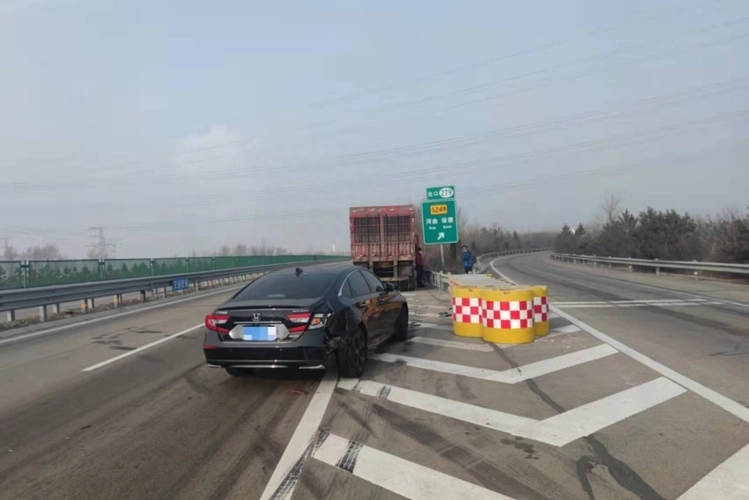 交通事故交警大队扣车规定_交警队事故扣车上限_交警队事故扣车期限是多久